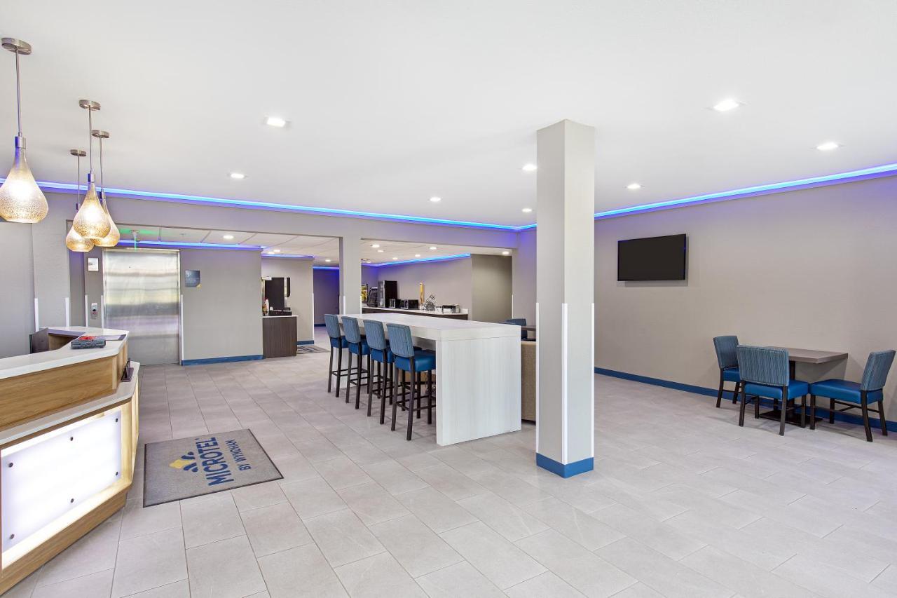 Microtel Inn & Suites By Wyndham Manchester - Newly Renovated Екстериор снимка