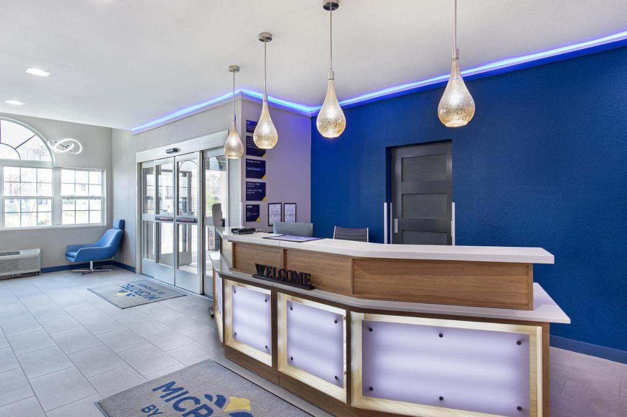 Microtel Inn & Suites By Wyndham Manchester - Newly Renovated Екстериор снимка