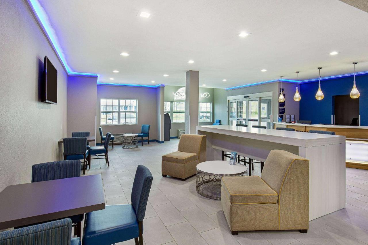 Microtel Inn & Suites By Wyndham Manchester - Newly Renovated Екстериор снимка